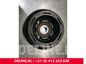 Mercedes Sprinter Kurbelwelle Riemenscheibe O164263 foto 3
