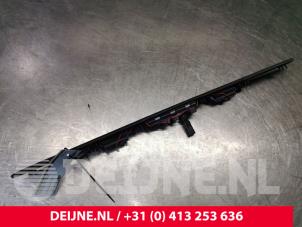 Volvo S60 Handgreep Achterklep O164394 foto 2
