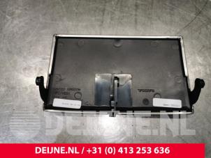 Volvo XC90 Storage compartment O164400 photo 3