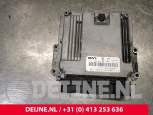 Opel Vivaro Engine management computer O164403 photo 2