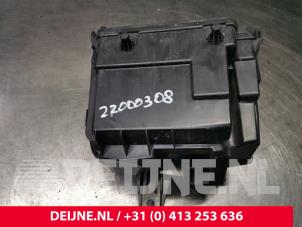 Opel Vivaro Zekeringkast O164405 foto 2