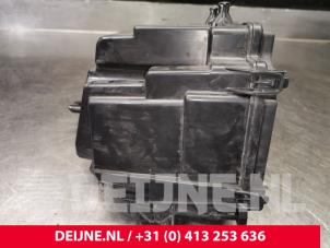 Opel Vivaro Zekeringkast O164405 foto 3