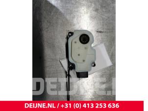 Volvo V60 Heizventil Motor O164572 foto 3