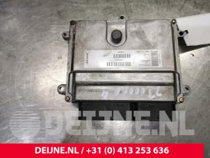Volvo V50 Engine management computer O164941 photo 2