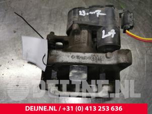 Opel Combo Rear brake calliper, left O165113 photo 2