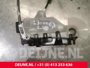 Gebruikte Deurslot Mechaniek 2Deurs links Opel Combo Cargo 1.5 CDTI 75 Prijs € 90,75 Inclusief btw aangeboden door van Deijne Onderdelen Uden B.V.