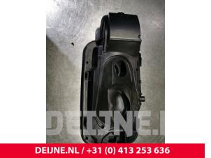 Opel Combo Tank Klep O165140 foto 2