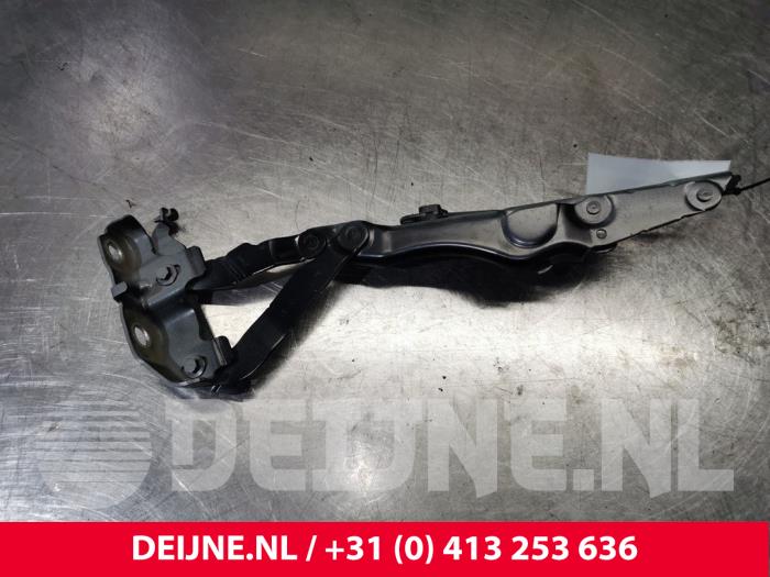 Volvo V60 Bonnet Hinge O165490