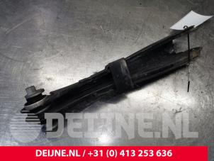 Volvo V60 Rear lower wishbone, left O165498 photo 3