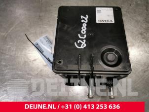 Volvo V60 DC/CD converter O165501 photo 2