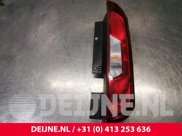 Fiat Doblo Rücklicht rechts O165603