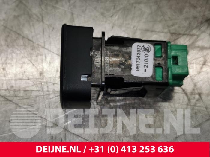 Opel Combo Zentralverriegelung Schalter O165763
