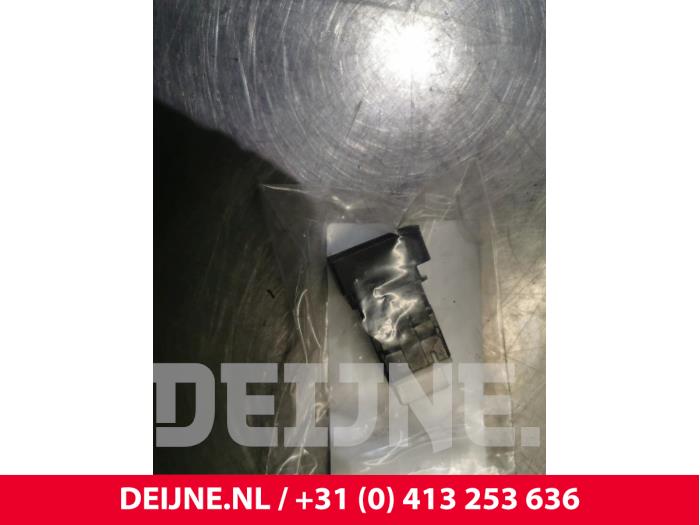 Opel Combo Panikbeleuchtung Schalter O165765