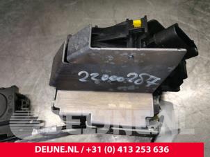 Ford Transit Custom Minibus/van rear door lock mechanism O165775 photo 2