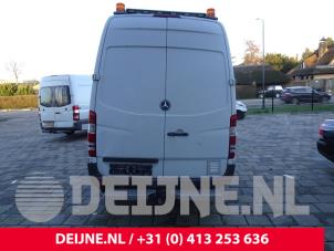 Mercedes Sprinter Stoßstange hinten O165966 foto 2
