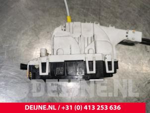 Mercedes Sprinter Türschlossmechanik 2-türig rechts O165977 foto 3