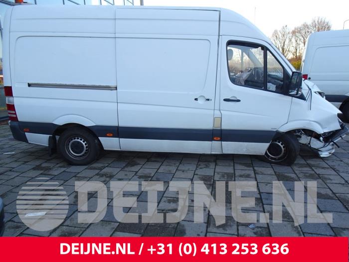 Mercedes Sprinter Window mechanism 2-door, front right O166000