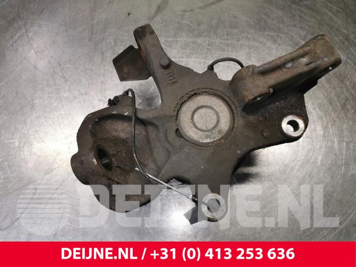 Volkswagen Crafter Fusee rechts-voor O166030