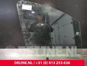 Gebruikte Deurruit 2Deurs rechts Citroen Berlingo 1.6 Hdi, BlueHDI 75 Prijs op aanvraag aangeboden door van Deijne Onderdelen Uden B.V.