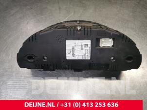 Mercedes Vito Kilometerteller KM O166256 foto 3