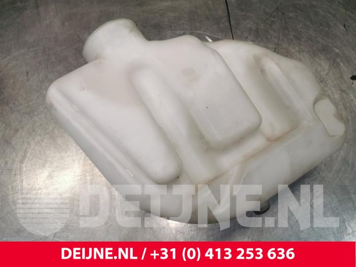 Mercedes Vito Ruitensproeiertank voor O166267