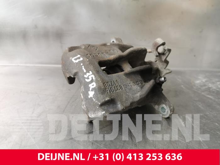 Renault Trafic Remklauw (Tang) rechts-achter O166559