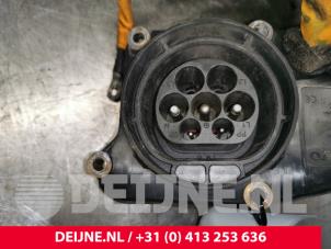 Volvo V60 Charching port electric car O166594 photo 3