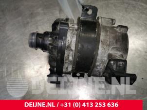 Volvo V60 Extra waterpomp O166657 foto 3