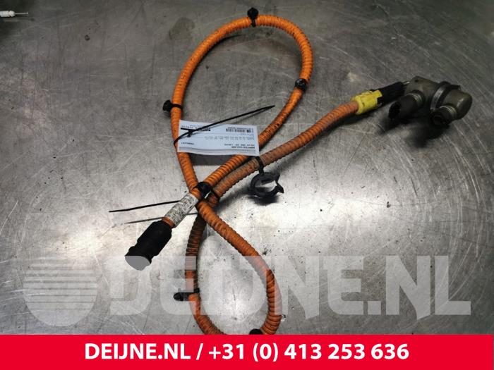 Gebruikte Warmtewisselaar Volvo V60 I (FW/GW) 2.4 D6 20V Plug-in Hybrid AWD Prijs € 75,00 Margeregeling aangeboden door van Deijne Onderdelen Uden B.V.