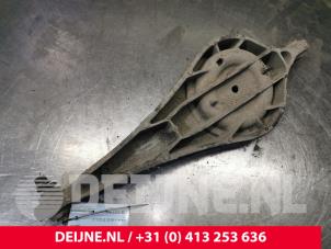 Volvo V60 Rear spring retainer, left O166687 photo 3