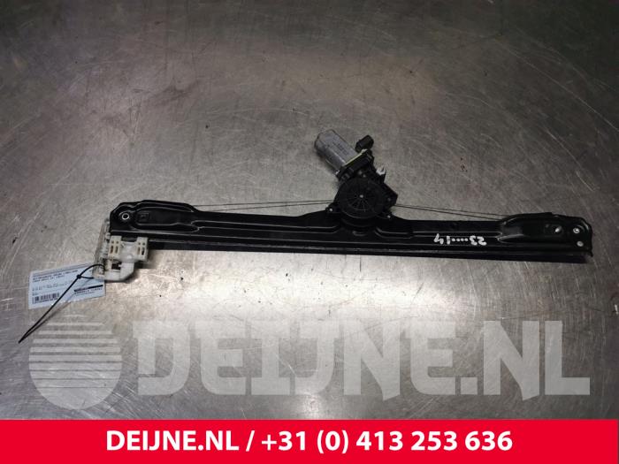 Iveco New Daily Window mechanism 2-door, front left O166760