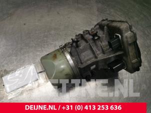 Volvo V60 Power steering pump O166808 photo 2
