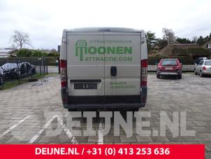 Citroen Jumper Minibus/van rear door O166941 photo 2