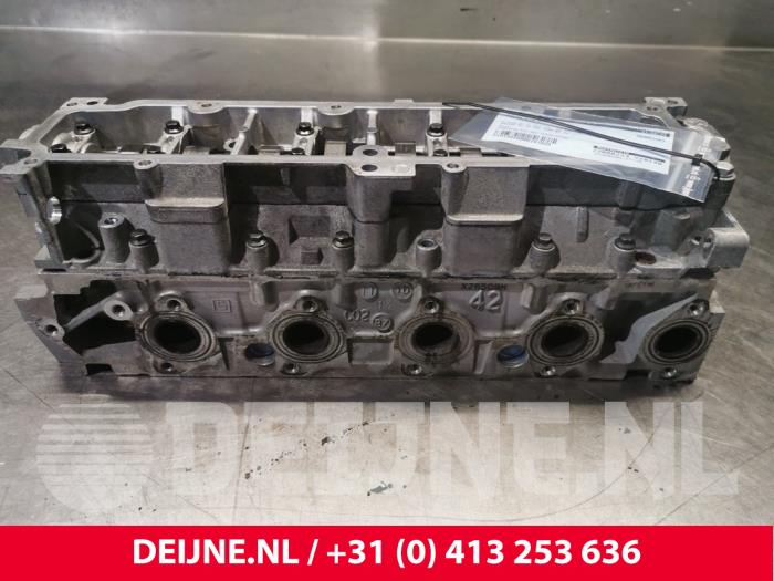 Gebruikte Cilinderkop Volvo V70 (BW) 1.6 DRIVe,D2 Prijs € 450,00 Margeregeling aangeboden door van Deijne Onderdelen Uden B.V.