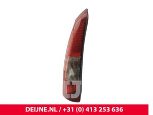 Volvo V70 Taillight, left O167052 photo 3