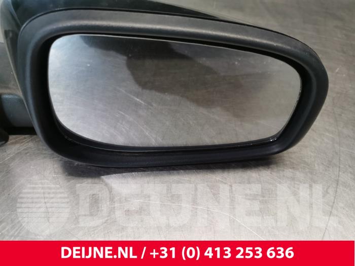 Volvo V70 Buitenspiegel rechts O167060