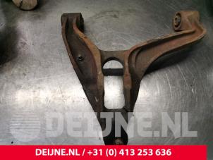 Mitsubishi Canter Front lower wishbone, left O167349 photo 3