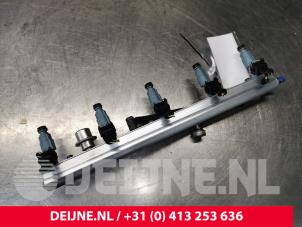Volvo V70 Einspritzdüse (Einspritzer) O167333 foto 3