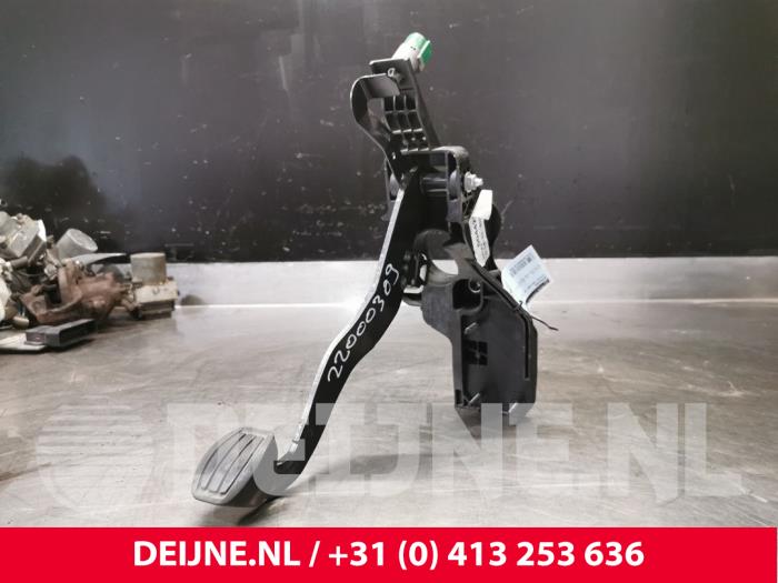 Toyota Pro-Ace Brake pedal O167380
