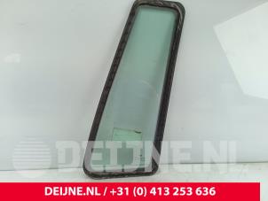 Nissan Atleon Quarter light, front right O167393 photo 2