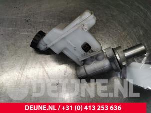 Opel Combo Hoofdremcilinder O167418 foto 3