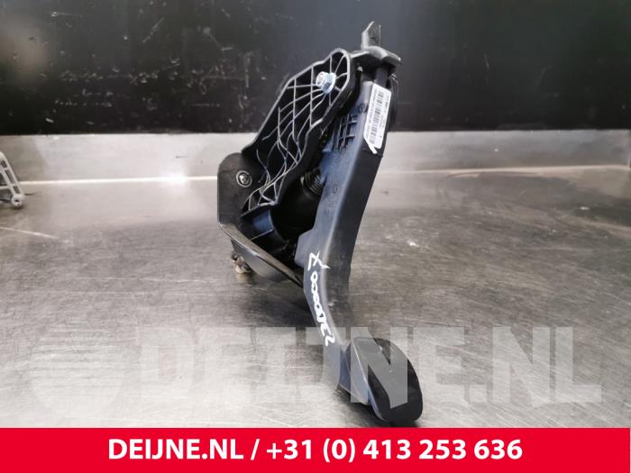 Opel Combo Kupplungspedal O167487