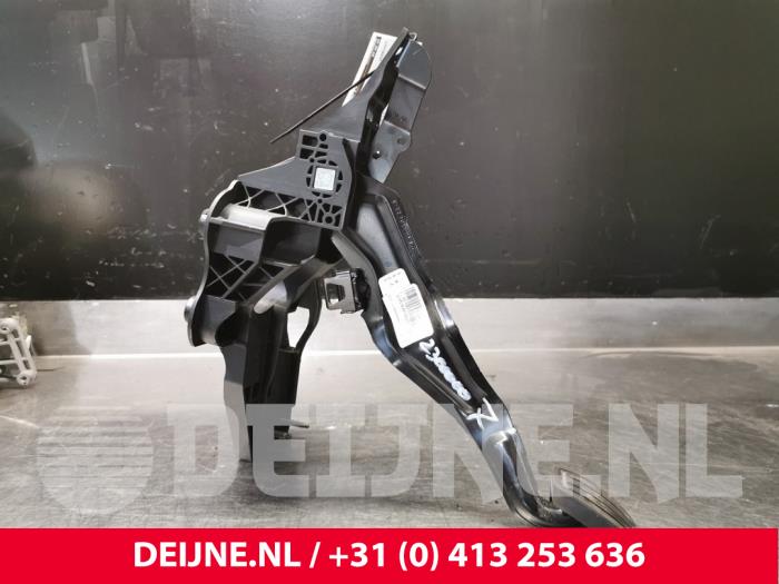 Opel Combo Brake pedal O167495