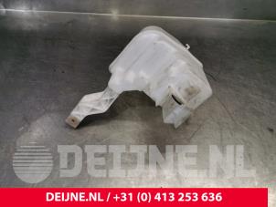 Nissan NV200 Scheibensprühertank vorne O167538 foto 3