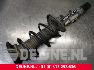 Volvo XC40 Schokdemperpoot links-voor O167706 foto 2