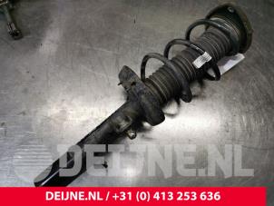 Volvo XC40 Schokdemperpoot links-voor O167706 foto 3