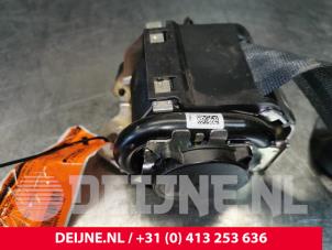 Volvo XC40 Veiligheidsgordel links-achter O167710 foto 2