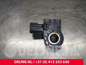 Volvo V40 Airbag sensor O168031 photo 2