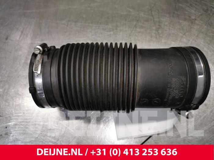 Volvo XC40 Ansaugschlauch Luft O168066