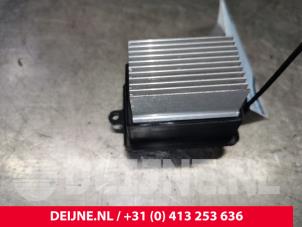 Citroen Jumpy Heater resistor O168109 photo 3